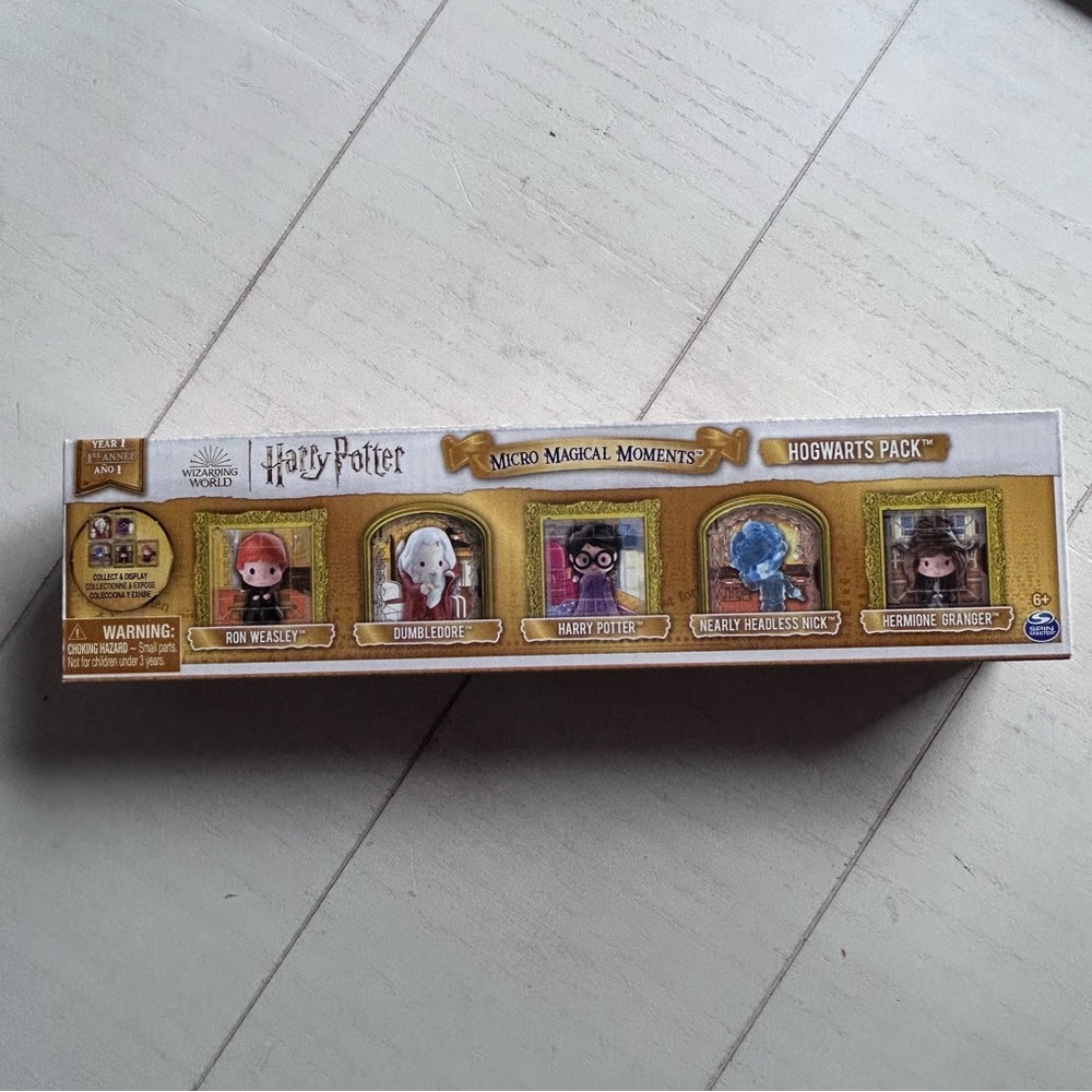 NIB Wizarding World Harry Potter Micro Magical Moments Hogwarts 5 Figures Set